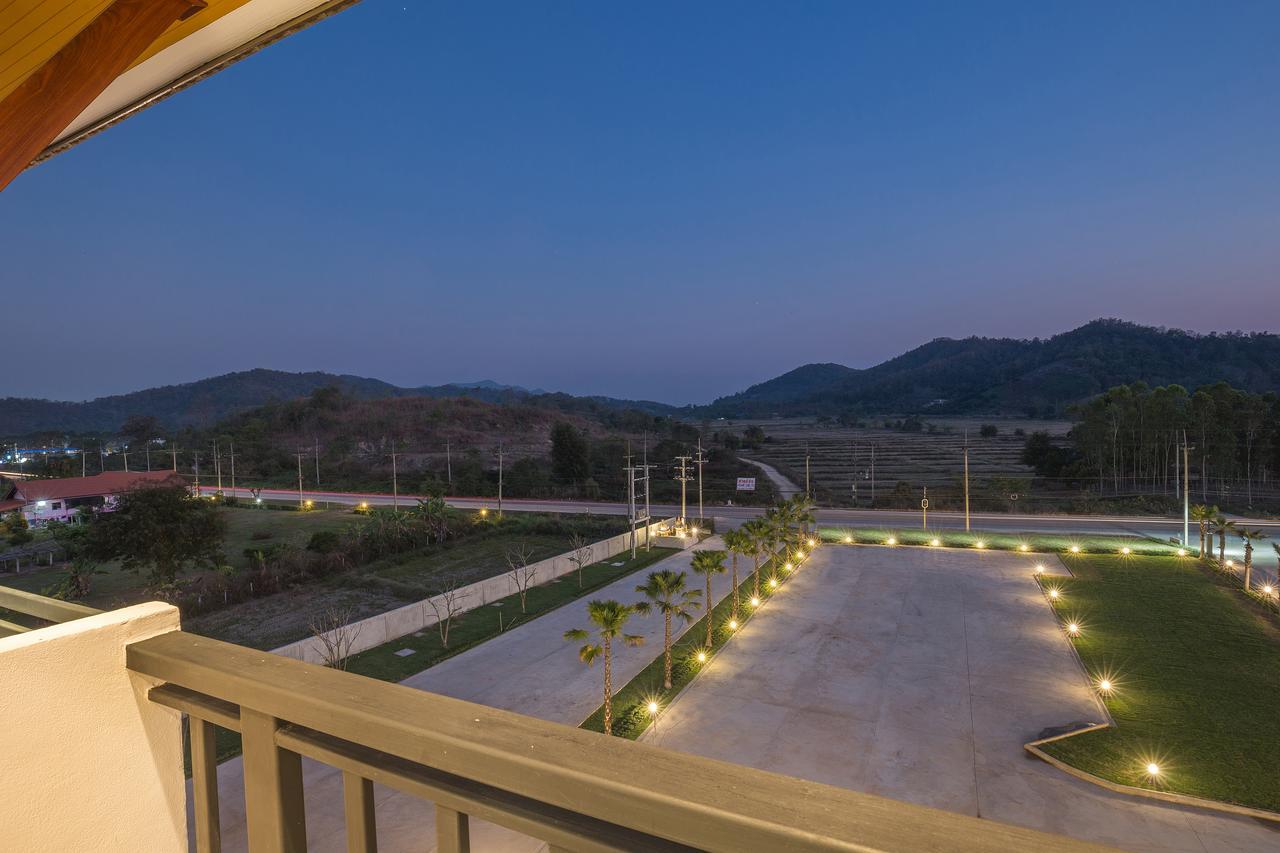 Sann View Hotel Thoeng Ngoại thất bức ảnh