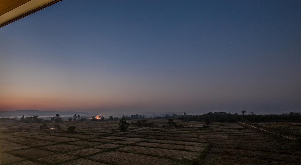 Sann View Hotel Thoeng Ngoại thất bức ảnh