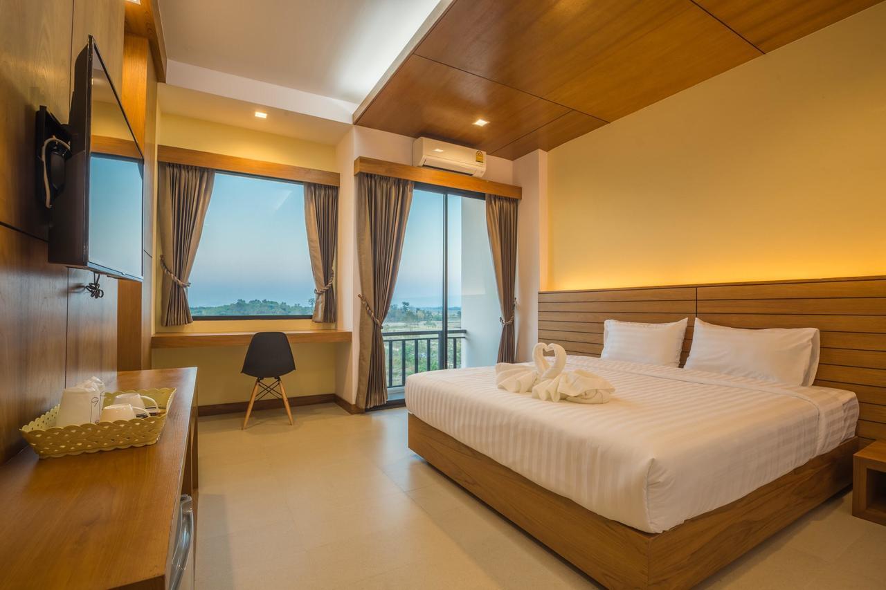 Sann View Hotel Thoeng Ngoại thất bức ảnh